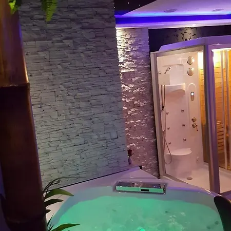 Glamour Wellness *